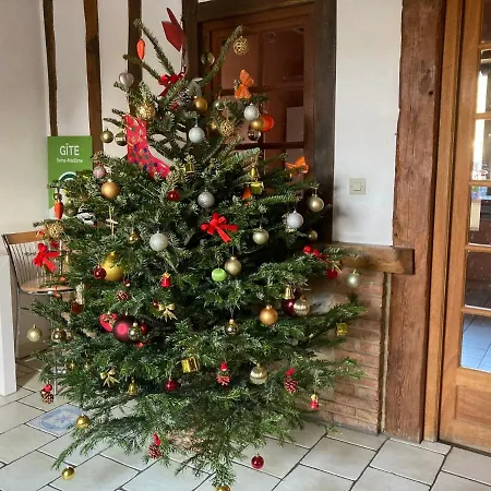 Holiday home Les De Soleilmapou: Spacious Family Retreat With Garden & Games