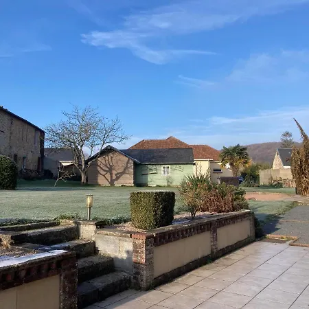 Les De Soleilmapou: Spacious Family Retreat With Garden & Games Ganzeville