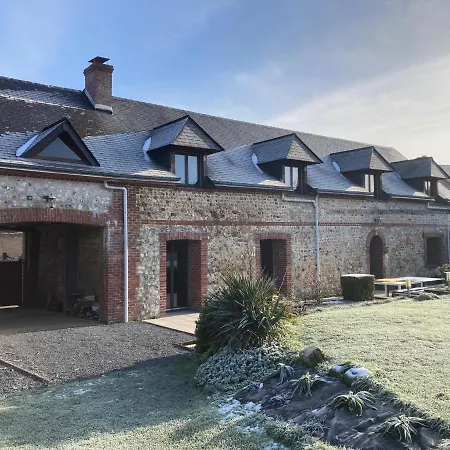 Holiday home Les De Soleilmapou: Spacious Family Retreat With Garden & Games